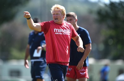 240819 - Scarlets A v Ulster A - Celtic Cup - Scarlets A coach Richie Pugh