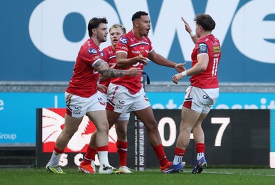 250426 - Scarlets v Vodacom Bulls - United Rugby Championship - Callum Woolley of Scarlets celebrates scoring a try