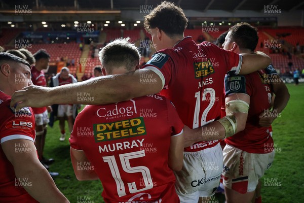 250426 - Scarlets v Vodacom Bulls - United Rugby Championship - Blair Murray and Eddie James of Scarlets 