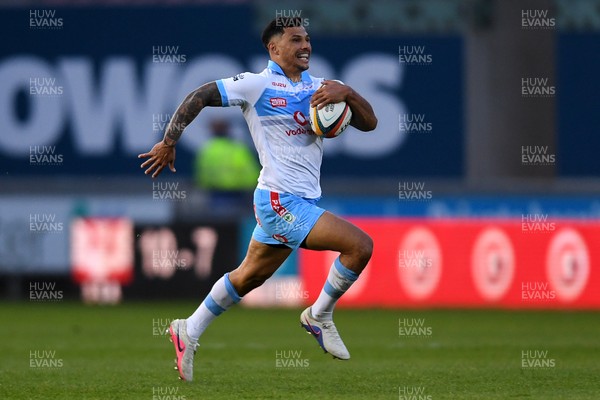 250426 - Scarlets v Vodacom Bulls - United Rugby Championship - Embrose Papier of Bulls