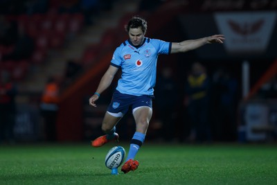 270123 - Scarlets v Vodacom Bulls - United Rugby Championship - Chris Smith of Blue Bulls kicks a conversion