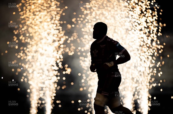 270123 - Scarlets v Vodacom Bulls - United Rugby Championship - Sione Kalamafoni of Scarlets runs through the fireworks onto the field