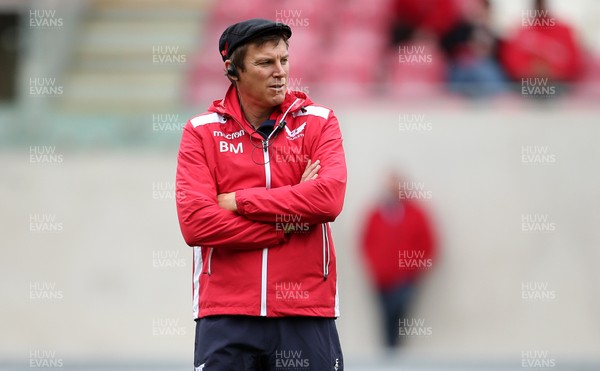 121019 - Scarlets v Zebre Rugby - Guinness PRO14 - Scarlets Head Coach Brad Mooar