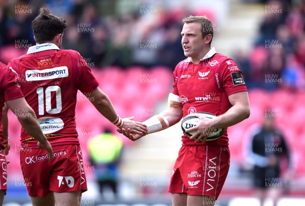 130419 - Scarlets v Zebre - Guinness PRO14 - Hadleigh Parkes of Scarlets celebrates his try with Dan Jones