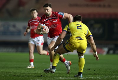 200326 - Scarlets v Zebre Parma - United Rugby Championship - Johnny Williams of Scarlets 