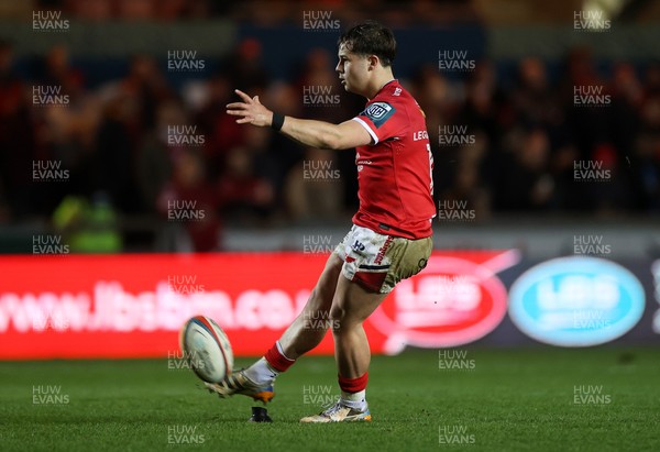 200326 - Scarlets v Zebre Parma - United Rugby Championship - Carwyn Leggatt-Jones of Scarlets kicks the conversion