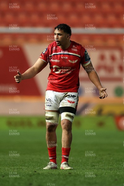 200326 - Scarlets v Zebre Parma - United Rugby Championship - Dan Davis of Scarlets 