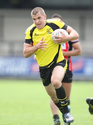 11.07.10.. South Wales Scorpions v Gateshead Thunder, The Co-operative Championship Div 1 -  Scorpions Elliot Kear runs in his third try 