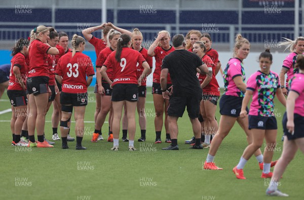 200923 - Scotland Women and Wales Women Combined Training Session - Shaun Connor speaks with the players during a combined training session with Scotland in Edinburgh