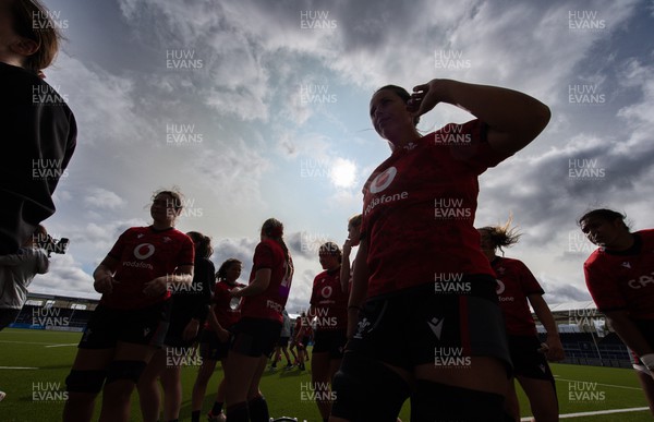 200923 - Scotland Women and Wales Women Combined Training Session - The Wales players look on during a combined training session against Scotland in Edinburgh