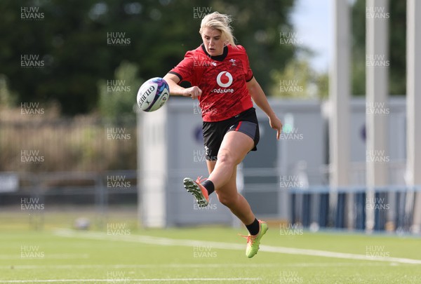 200923 - Scotland Women and Wales Women Combined Training Session - Carys Williams-Morris during a combined training session in Edinburgh