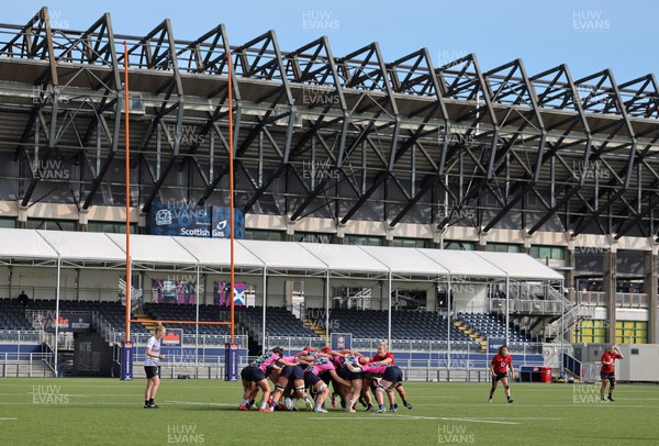 200923 - Scotland Women and Wales Women Combined Training Session - The Wales and Scotland teams during a combined training session in the shadow of Murrayfield in Edinburgh