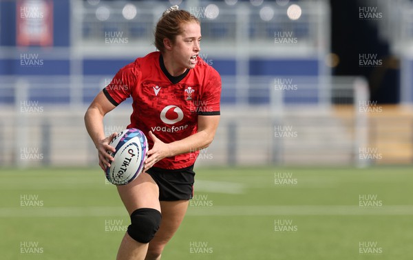 200923 - Scotland Women and Wales Women Combined Training Session - Lisa Neumann during a combined training session in Edinburgh