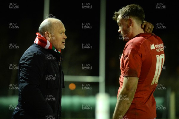 080319 - Scotland Under 20 v Wales Under 20 - U20s 6 Nations Championship - Cai Evans of Wales talks to his father Ieuan