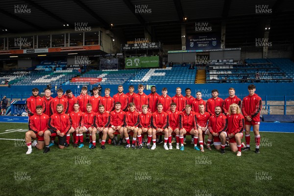 130721 - Scotland U20s v Wales U20s - U20s 6 Nations Championship - Wales Team Photo