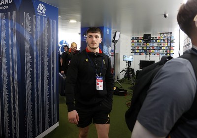 070325 - Scotland U20s v Wales U20s - U20s 6 Nations Championship - Wales team arrive at the Hive Stadium