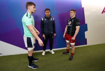 070325 - Scotland U20s v Wales U20s - U20s 6 Nations Championship - Captains Freddy Douglas of Scotland and Harry Beddall of Wales at the coin toss