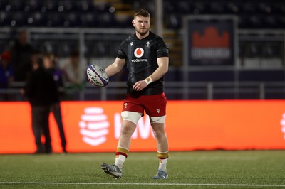 070325 - Scotland U20s v Wales U20s - U20s 6 Nations Championship - Evan Minto of Wales during the warm up