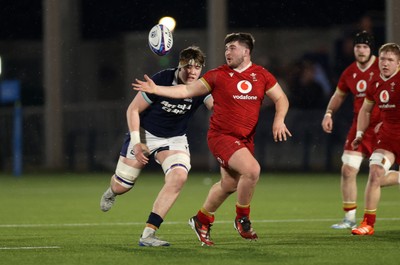 070325 - Scotland U20s v Wales U20s - U20s 6 Nations Championship - Harry Thomas of Wales 