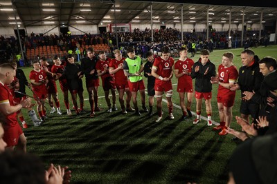 070325 - Scotland U20s v Wales U20s - U20s 6 Nations Championship - Wales team huddle at full time