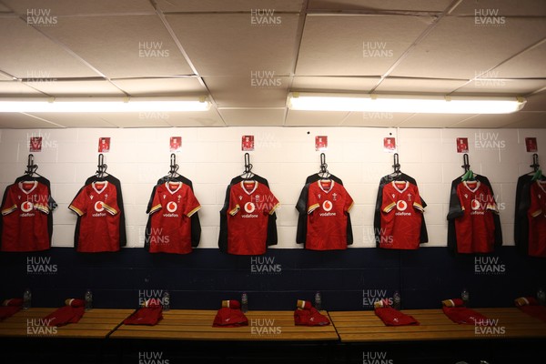 070325 - Scotland U20s v Wales U20s - U20s 6 Nations Championship - Wales dressing room before the game