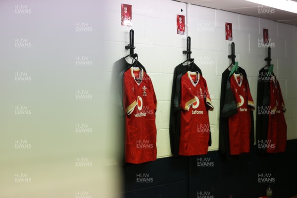 070325 - Scotland U20s v Wales U20s - U20s 6 Nations Championship - Wales dressing room before the game