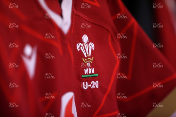 070325 - Scotland U20s v Wales U20s - U20s 6 Nations Championship - Wales dressing room before the game