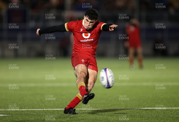 070325 - Scotland U20s v Wales U20s - U20s 6 Nations Championship - Harri Wilde of Wales kicks the conversion