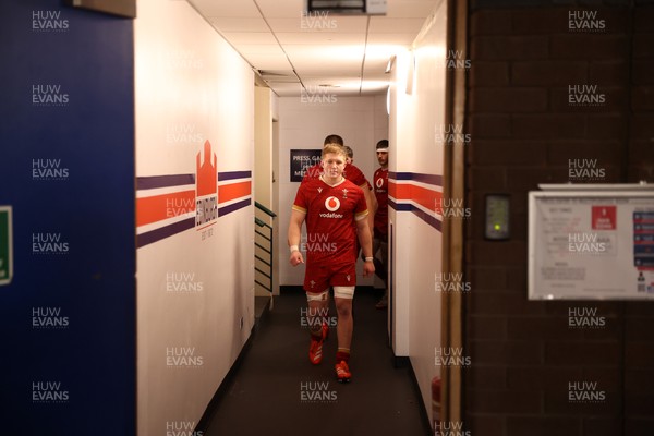 070325 - Scotland U20s v Wales U20s - U20s 6 Nations Championship - Harry Beddall of Wales 