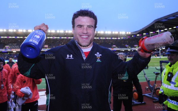 08.02.09 - Scotland v Wales - RBS Six Nations 2009 - Wales' man of the match, Jamie Roberts celebrates win.  