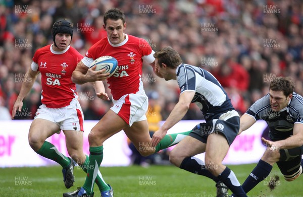 08.02.09 - Scotland v Wales, RBS Six Nations 2009. - Wales' Lee Byrne  