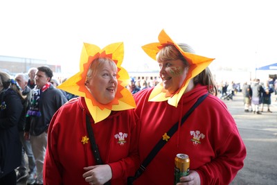 080325 - Scotland v Wales - Guinness 6 Nations Championship - Wales fans before the game