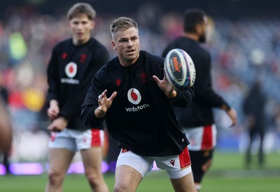 080325 - Scotland v Wales - Guinness 6 Nations Championship - Gareth Anscombe of Wales during the warm up