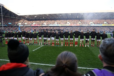 080325 - Scotland v Wales - Guinness 6 Nations Championship - Wales sing the anthem