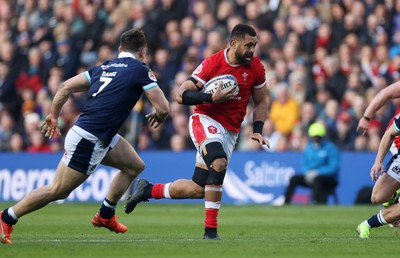 080325 - Scotland v Wales - Guinness 6 Nations Championship - Taulupe Faletau of Wales makes a break