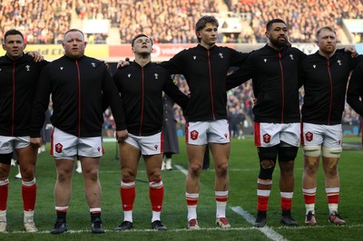 080325 - Scotland v Wales - Guinness 6 Nations Championship - Elliot Dee, Keiron Assiratti, Jarrod Evans, Elliot Dee, Taulupe Faletau and Tommy Reffell