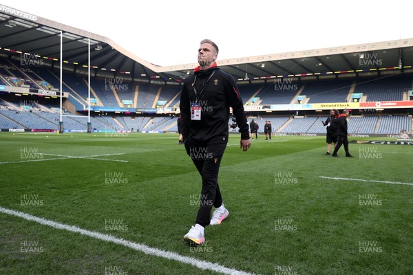 080325 - Scotland v Wales - Guinness 6 Nations Championship - Gareth Anscombe of Wales arrives at the stadium