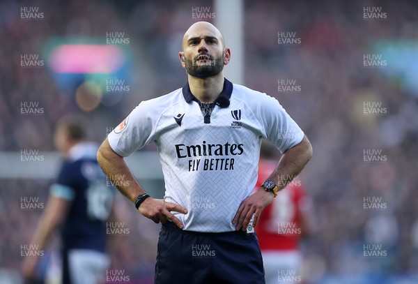 080325 - Scotland v Wales - Guinness 6 Nations Championship - Referee Andrea Piardi