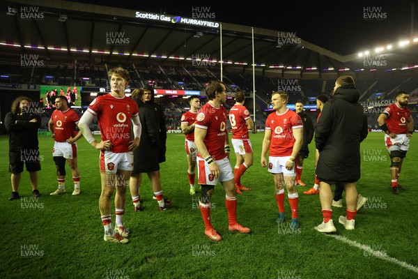 080325 - Scotland v Wales - Guinness 6 Nations Championship - Wales at full time