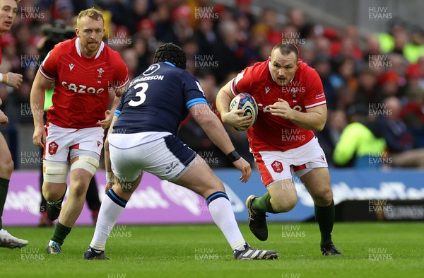 110223 - Scotland v Wales - Guinness 6 Nations Championship - Ken Owens of Wales is challenged by Zander Fagerson of Scotland 