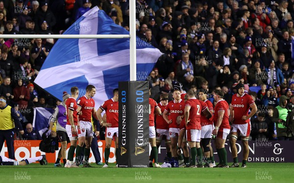 110223 - Scotland v Wales - Guinness 6 Nations Championship - Dejected Wales under the posts after Scotland score a try