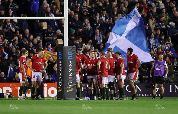 110223 - Scotland v Wales - Guinness 6 Nations Championship - Dejected Wales under the posts after Scotland score a try