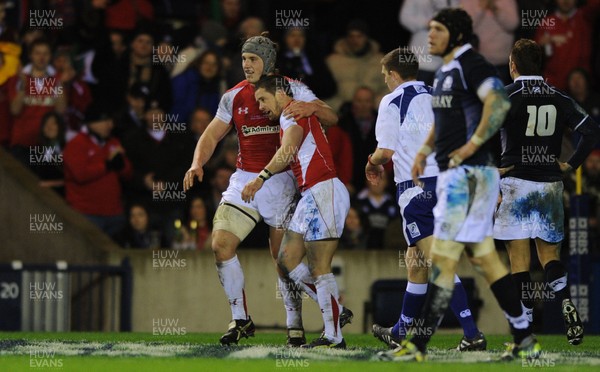 12.02.11 - Scotland v Wales - RBS Six Nations 2011 - Shane Williams of Wales celebrates his try with Jonathan Davies. 