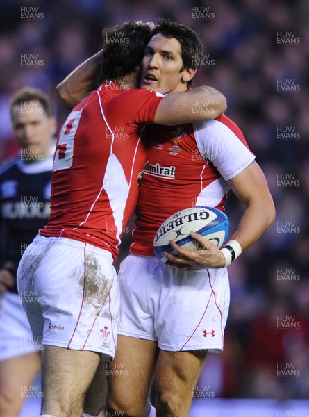 12.02.11 - Scotland v Wales - RBS Six Nations 2011 - Mike Phillips of Wales and James Hook celebrate a try. 