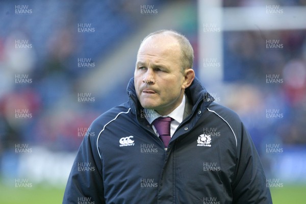 12.02.11 - Scotland v Wales... Scotland coach Andy Robinson doesn't look well pleased. 
