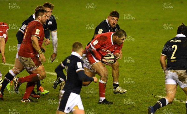 130221 - Scotland v Wales - Guinness Six Nations - Leon Brown of Wales looks for a way through
