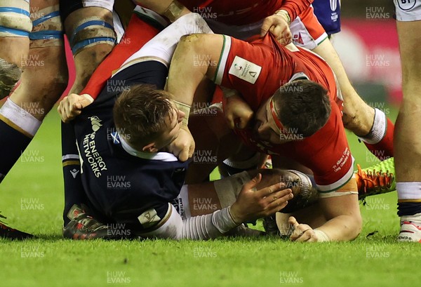 130221 - Scotland v Wales - Guinness 6 Nations - Words are said between Matt Fagerson of Scotland and Wyn Jones of Wales