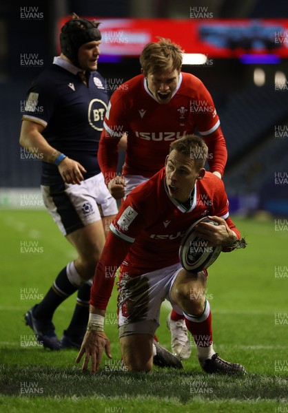 130221 - Scotland v Wales - Guinness 6 Nations - Liam Williams of Wales celebrates scoring a try