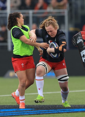 220325  Scotland v Wales, Guinness Women’s Six Nations 2025 - Abbie Fleming of Wales during warm up