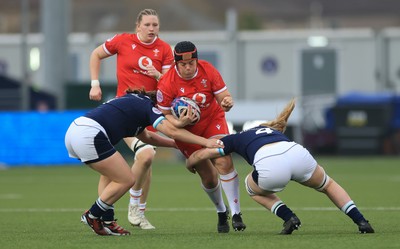 220325  Scotland v Wales, Guinness Women’s Six Nations 2025 - Carys Phillips of Wales charges forward